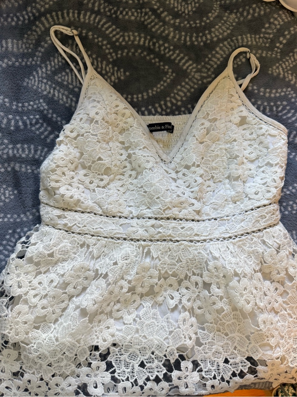Abercrombie & Fitch Ivory Lace Peplum Cami